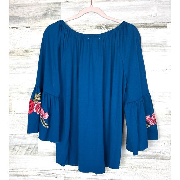 Blue Mood Women’s Plus 1X Blue Embroidered 3/4 Bell Sleeve Blouse Top NEW - Picture 2 of 5